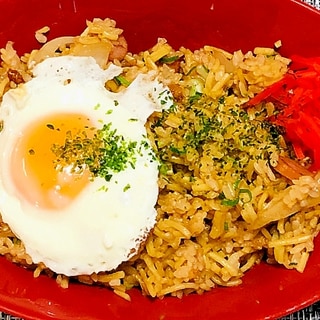 余ったそば麺で作れる！目玉が踊るそばめし